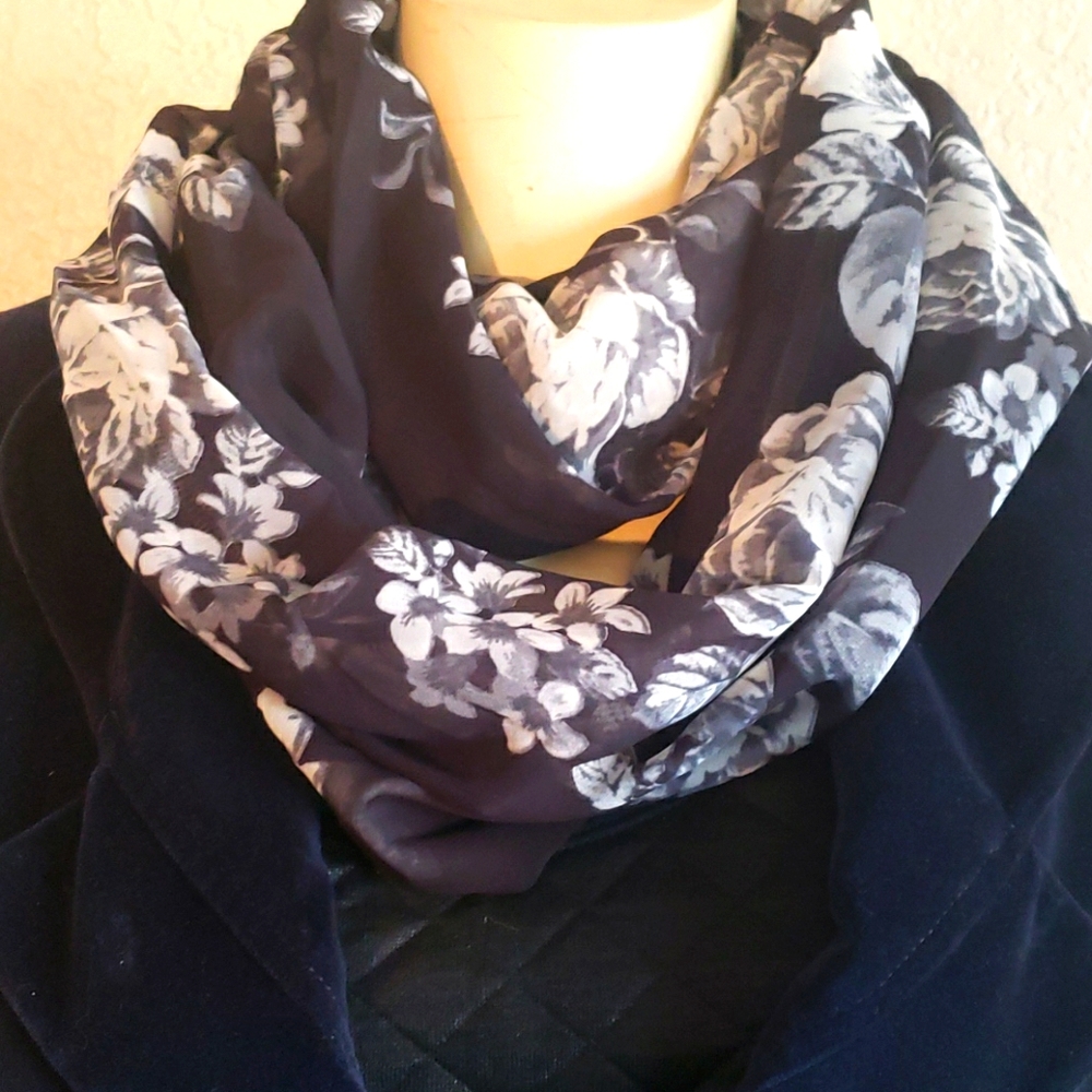 Roses vintage look sheer infinity scarf